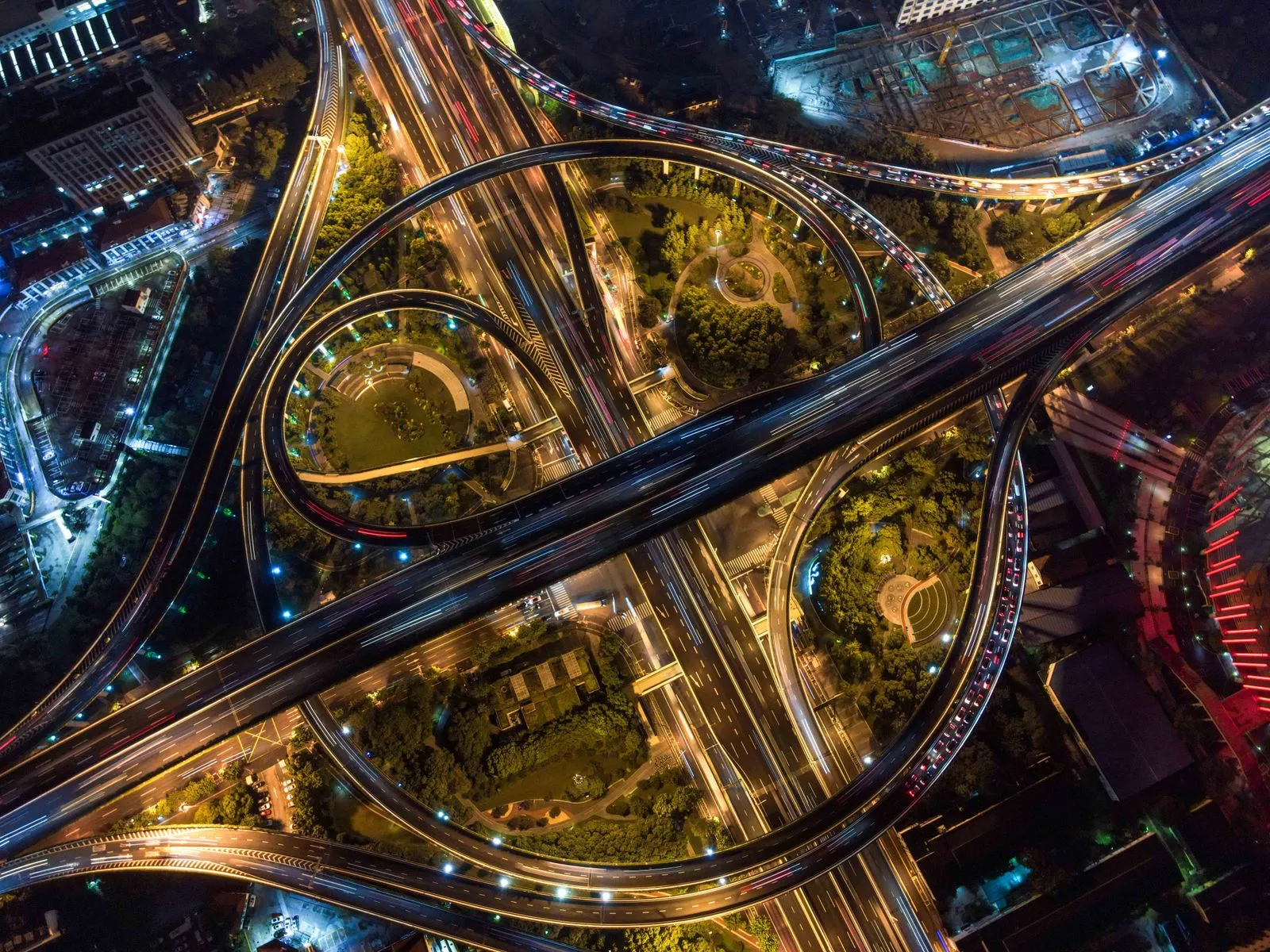 How is AI in transportation transforming boundaries?
