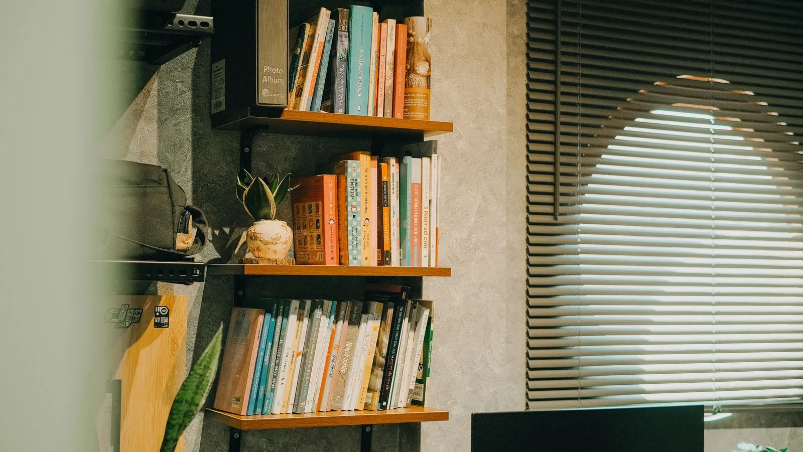 How can Small Businesses Employ Knowledge Management?